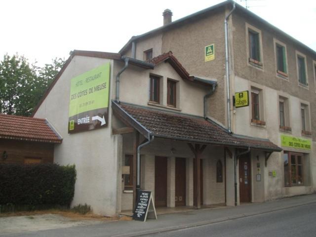 Hotel Des Cotes De Meuse Saint-Maurice-sous-les-Côtes Exteriör bild